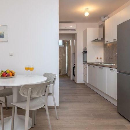 Apartments Flora Trogir Luaran gambar