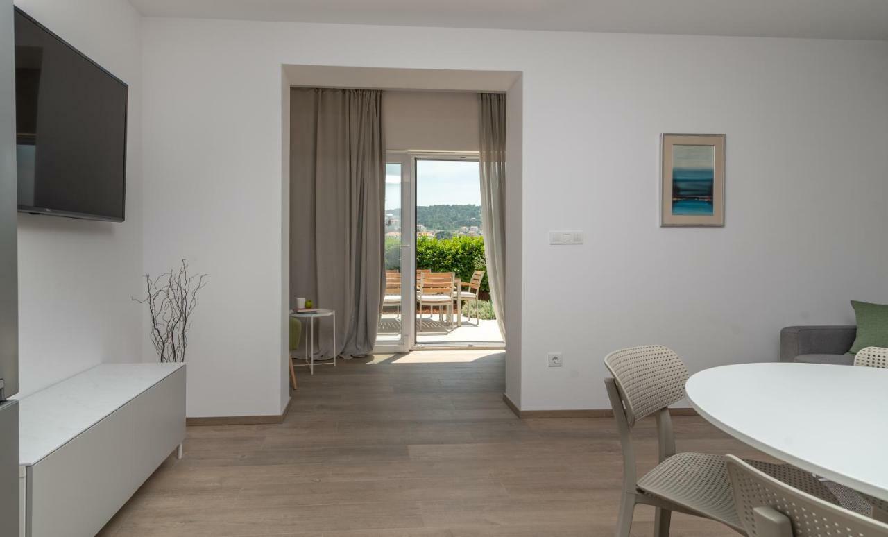 Apartments Flora Trogir Luaran gambar