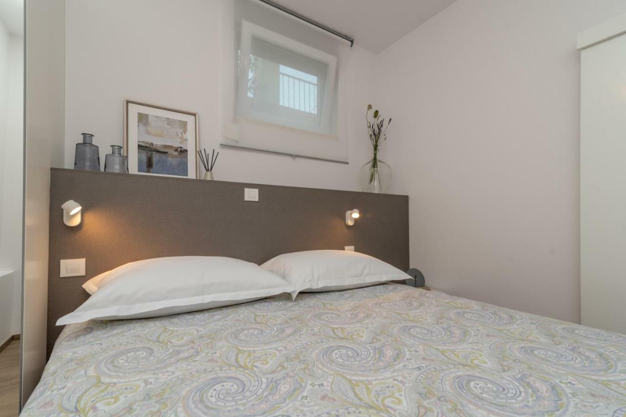 Apartments Flora Trogir Luaran gambar