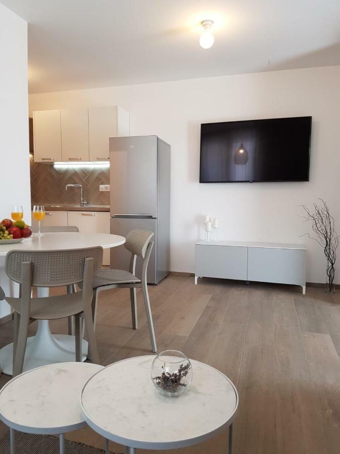 Apartments Flora Trogir Luaran gambar
