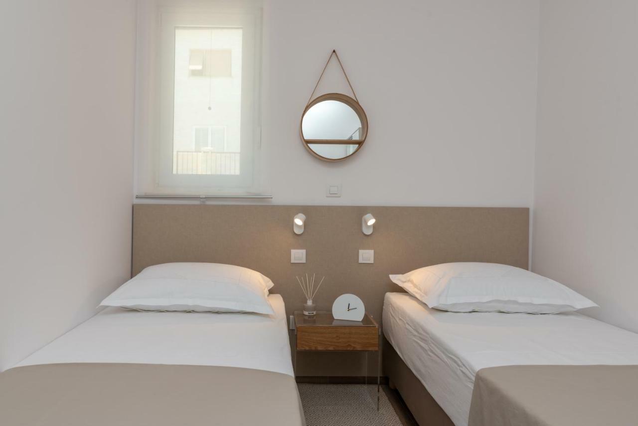 Apartments Flora Trogir Luaran gambar