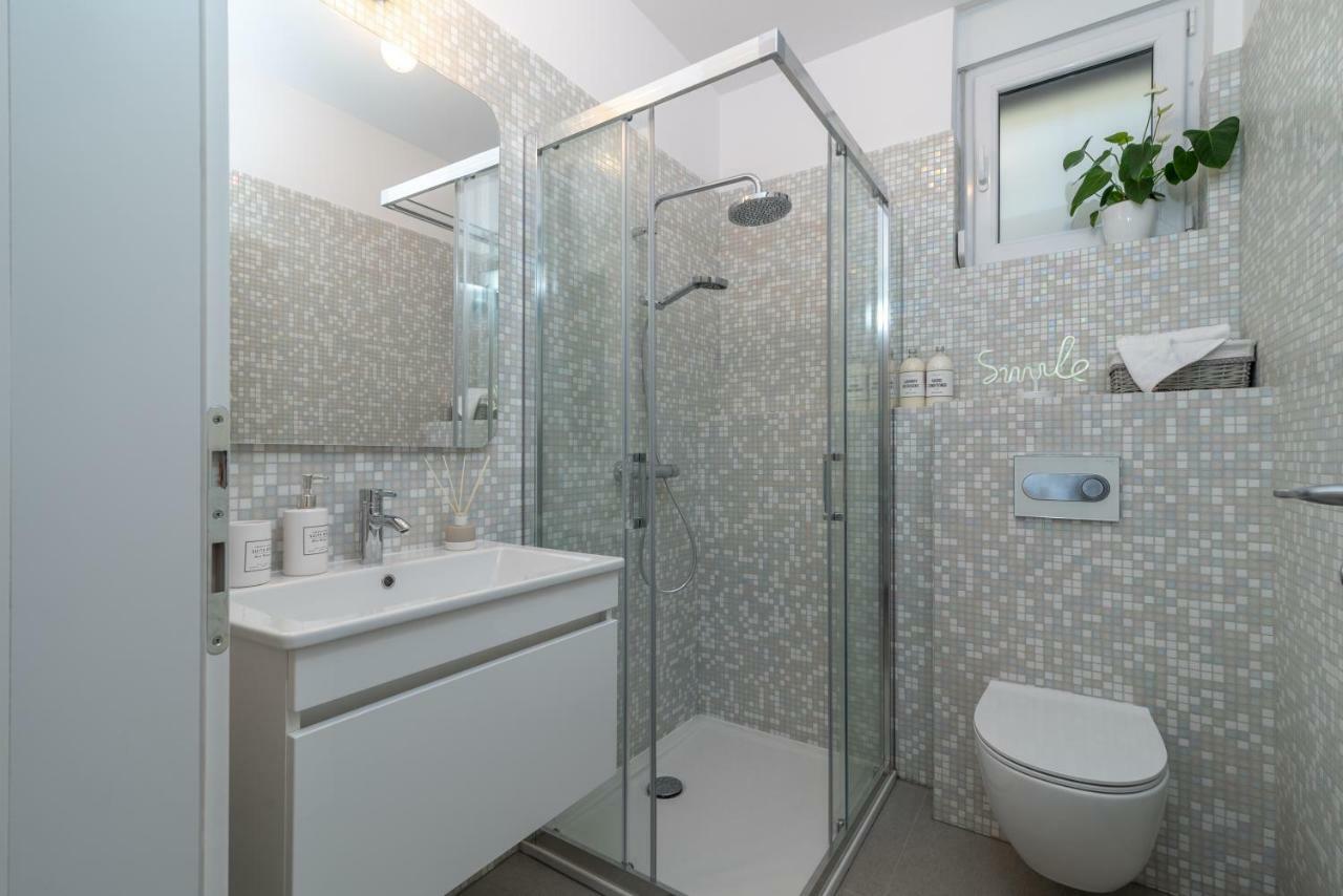 Apartments Flora Trogir Luaran gambar