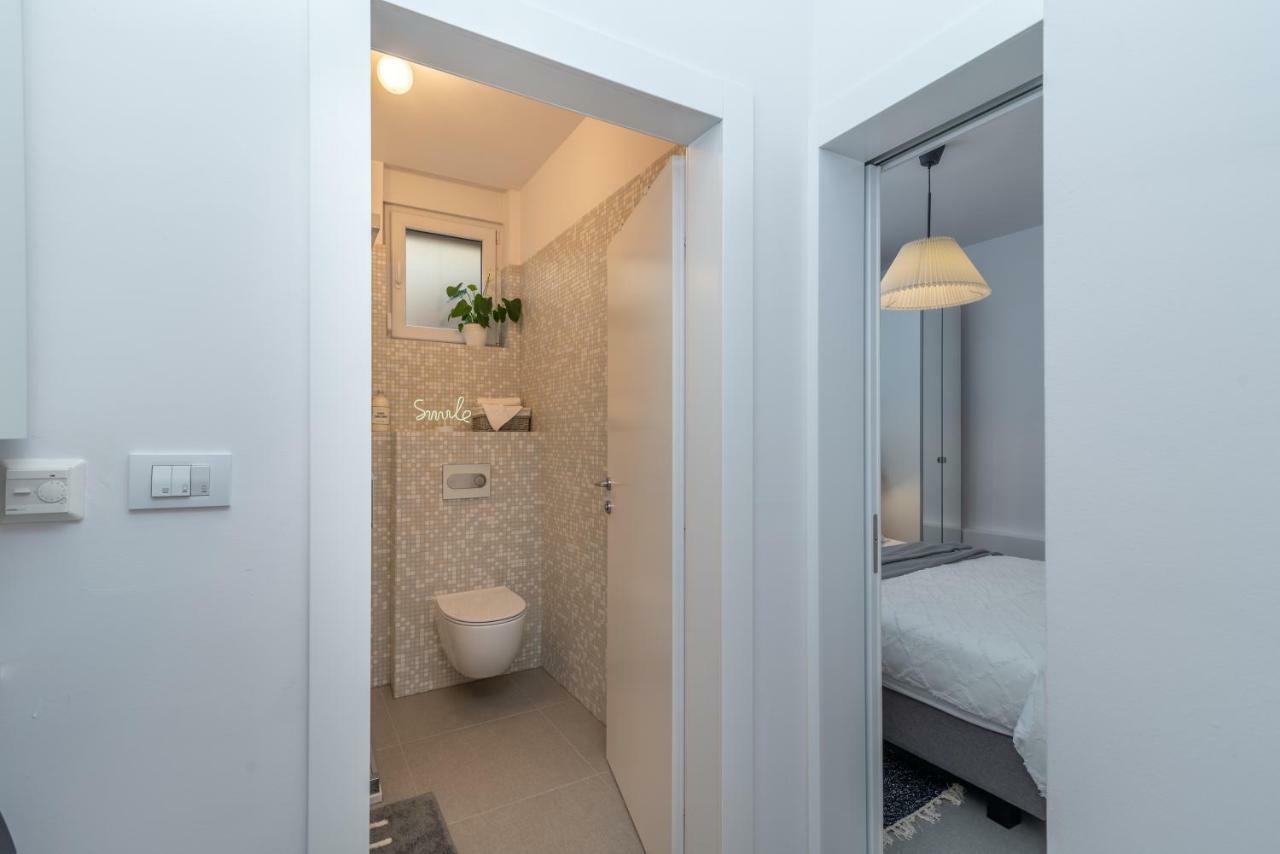 Apartments Flora Trogir Luaran gambar
